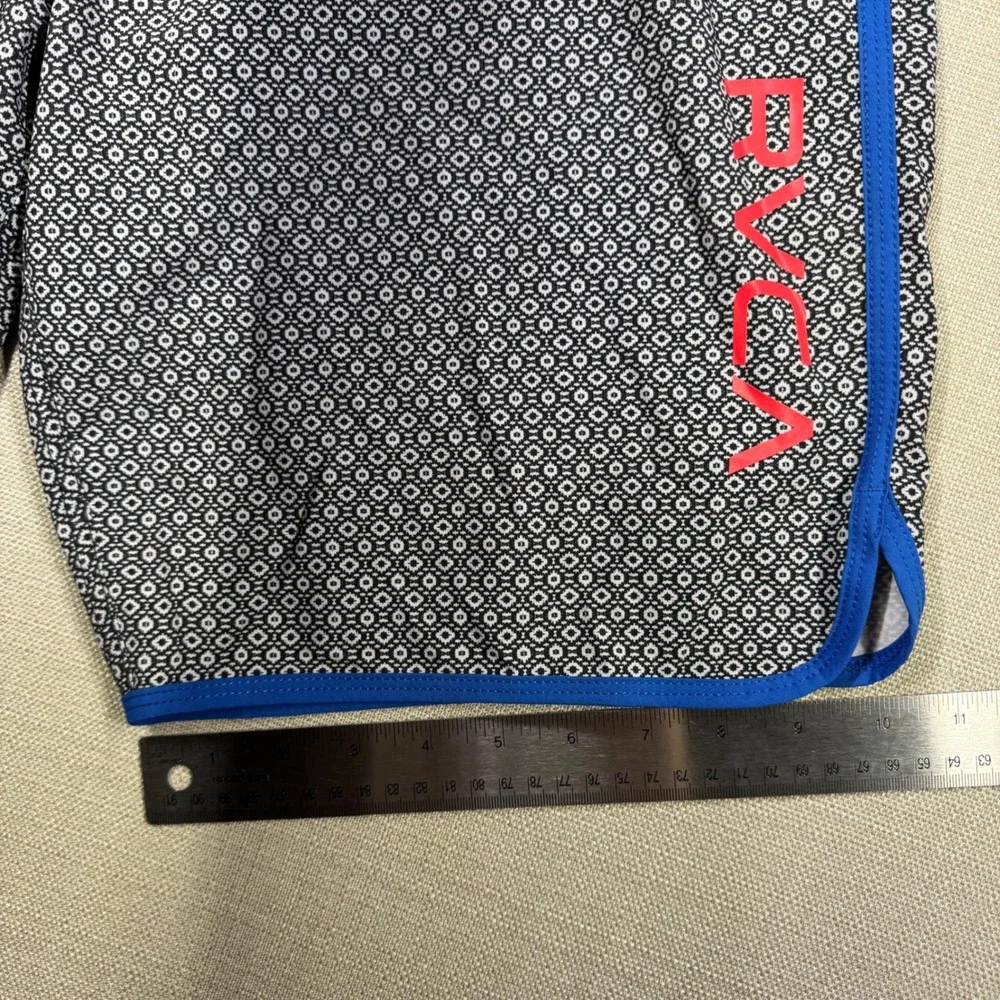 RVCA these way